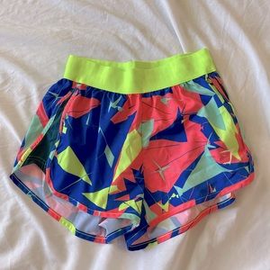 gymshark- training loose fit shorts